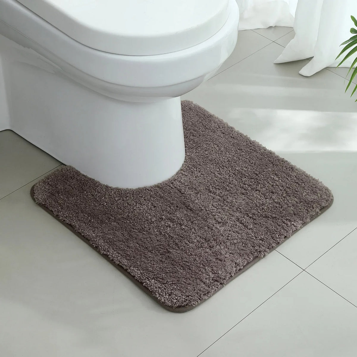 ComfortCurve™ שטיח אמבט פרוותי פרימיום – רכות וספיגה גבוהה